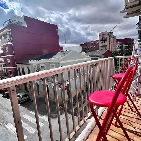 Cerca De Playa Arenas Con Balcon アパート *