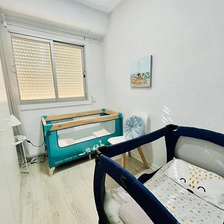 Cerca De Playa Arenas Con Balcon アパート