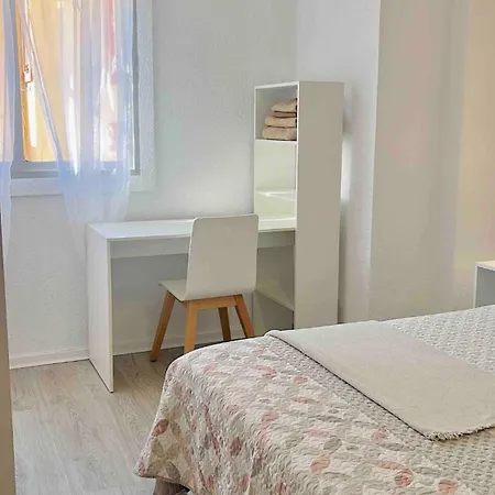 アパート Cerca De Playa Arenas Con Balcon バレンシア