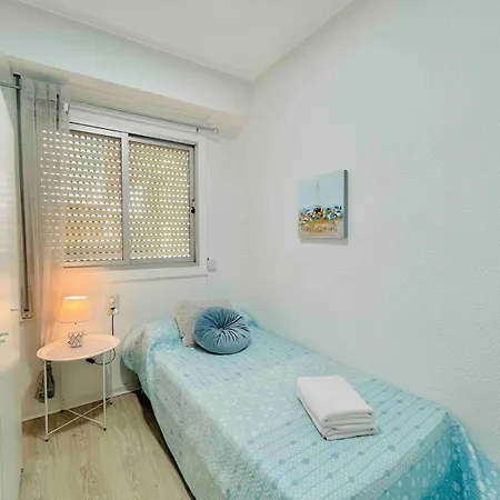 Apartamento Cerca De Playa Arenas Con Balcon *